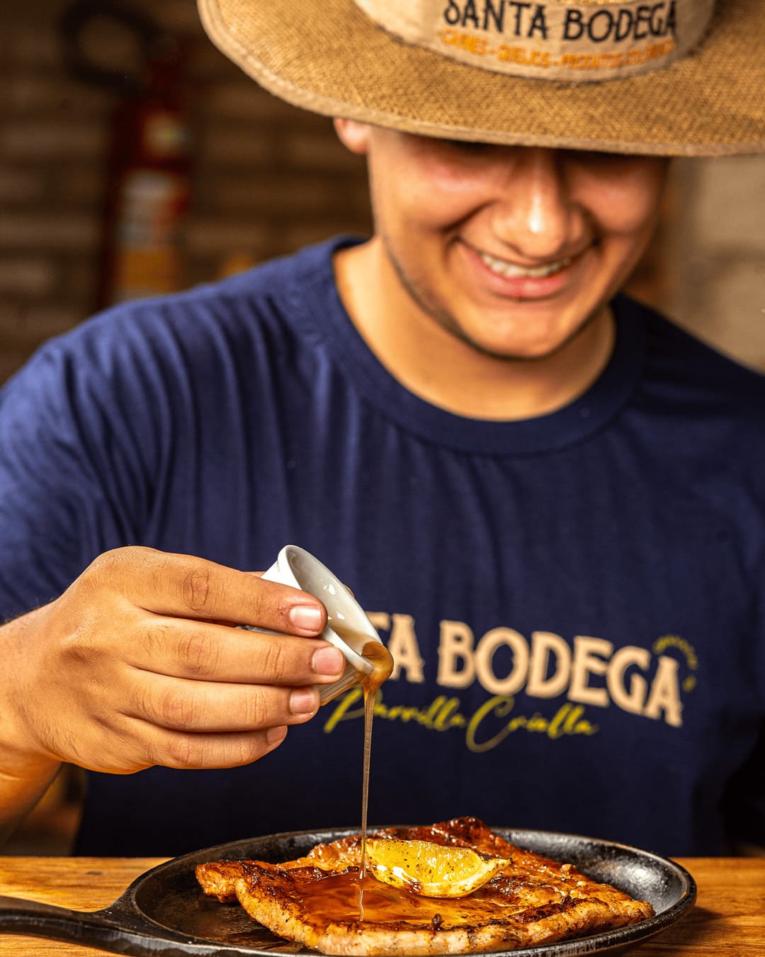 Fotografia gastronômica de matambre na parrilla